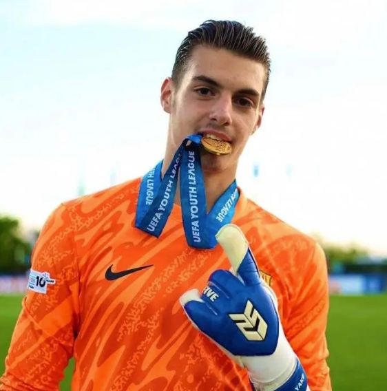 星空体育网页版登录入口-关于巴塞罗那青训球员破门得分，助球队获胜的信息