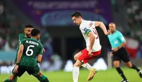 星空体育培训-沙特球队遭遇惨败，出线形势严峻