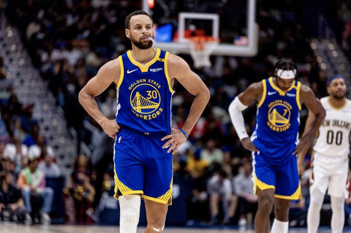 勇士队两连败，库里状态低迷遭质疑的简单介绍
