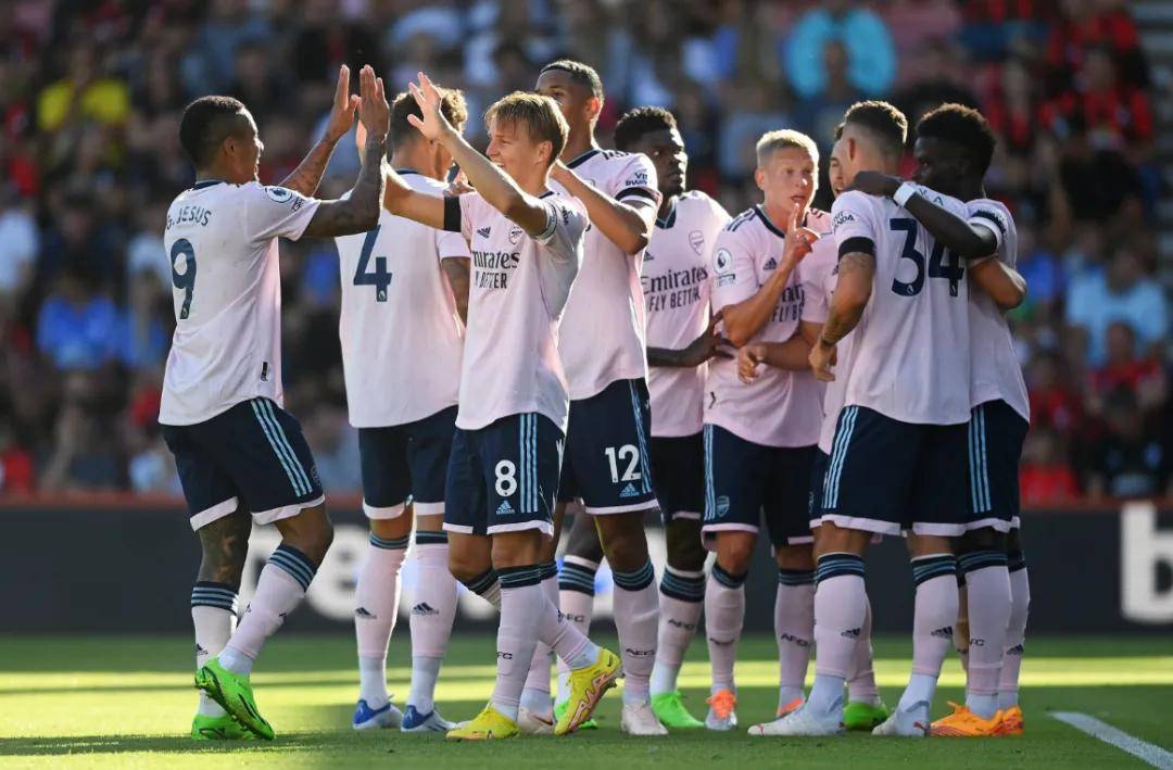 包含阿尔克马尔领衔荷甲得分榜，个人能力抢眼的词条