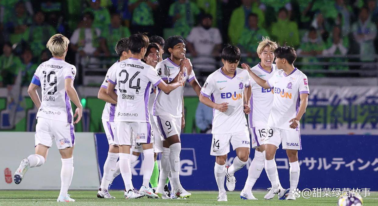 鹿岛鹿角轻取广州恒大，迎来两连胜