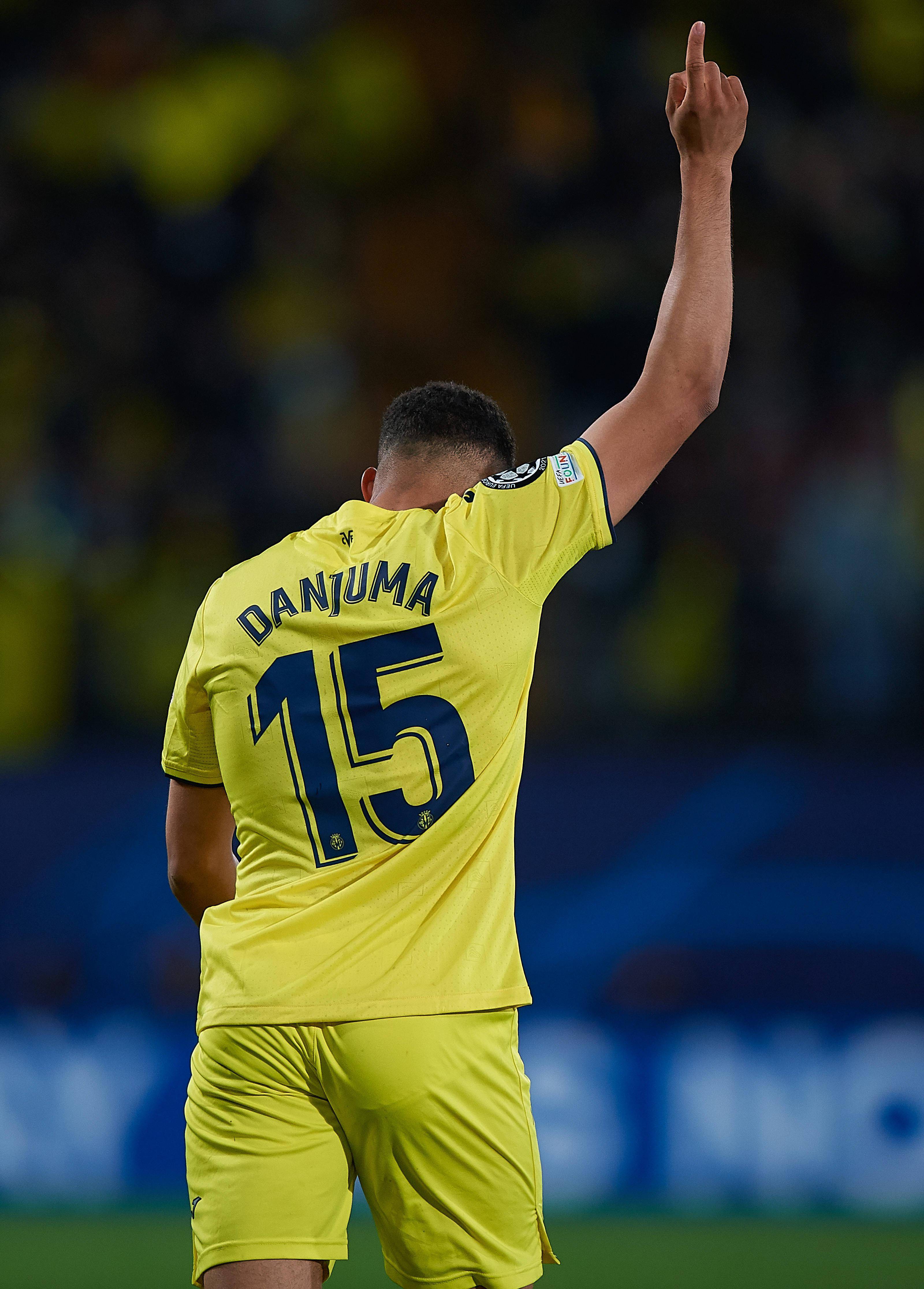 包含比利亚雷亚尔展现出色整体配合，带来胜利佳绩的词条