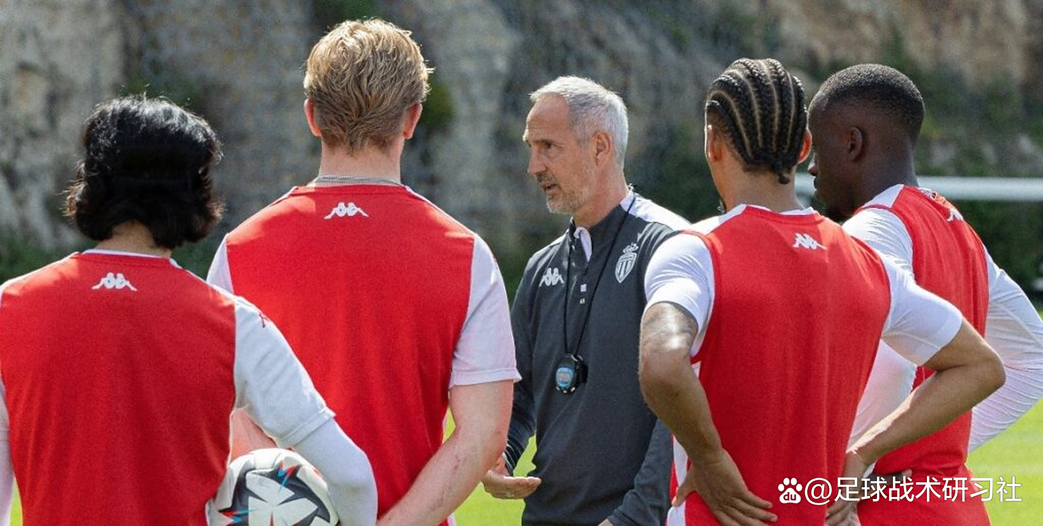 摩纳哥主场迎战梅斯，备战备胜的简单介绍