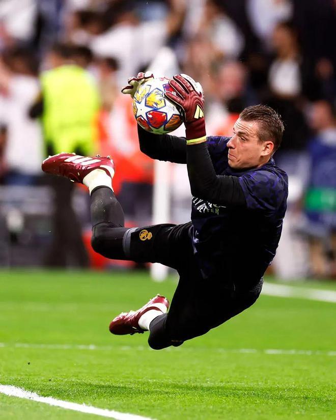 星空体育网址-曼城攻击火力强劲，豪取三分