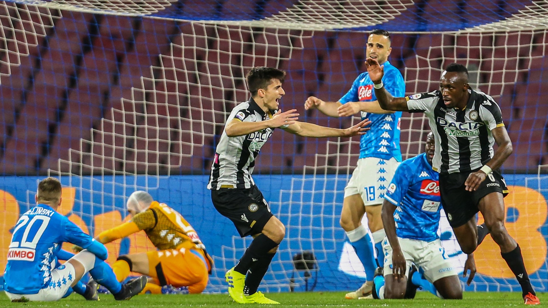 关于乌迪内斯主场苦吞两连败,降级阴影逼近的信息 关于乌迪内斯主场苦吞两连败,降级阴影逼近的信息