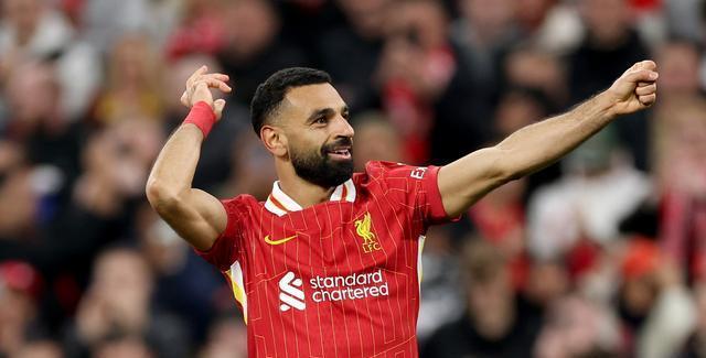 星空体育教练-利物浦前锋萨拉赞扬教练团队配合默契的简单介绍