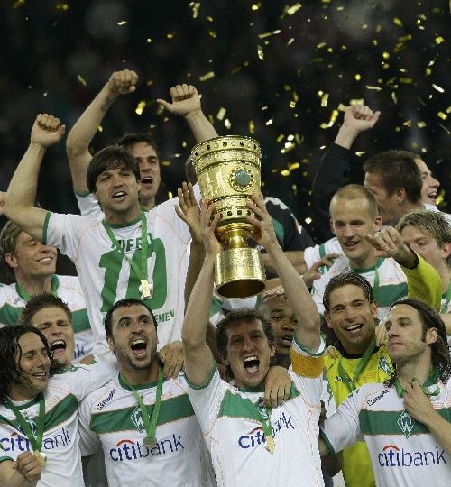 星空体育在线-包含云达不来梅客场不敌门兴格拉德巴赫，遭遇两连败的词条