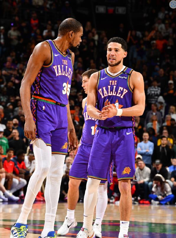 星空体育app下载-太阳击败独行侠，布克23分全队最佳带队取胜的简单介绍